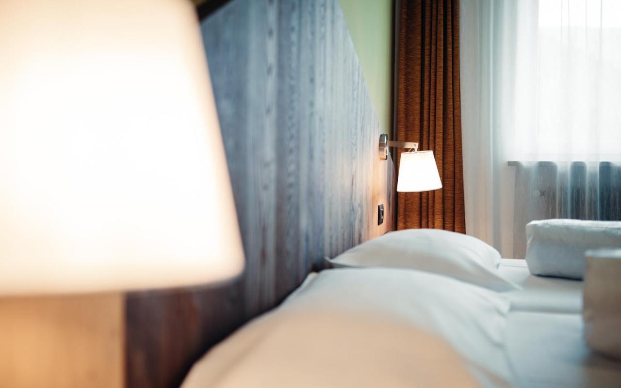 Hotel Ludwigshof & Luvina Тродена Стая снимка