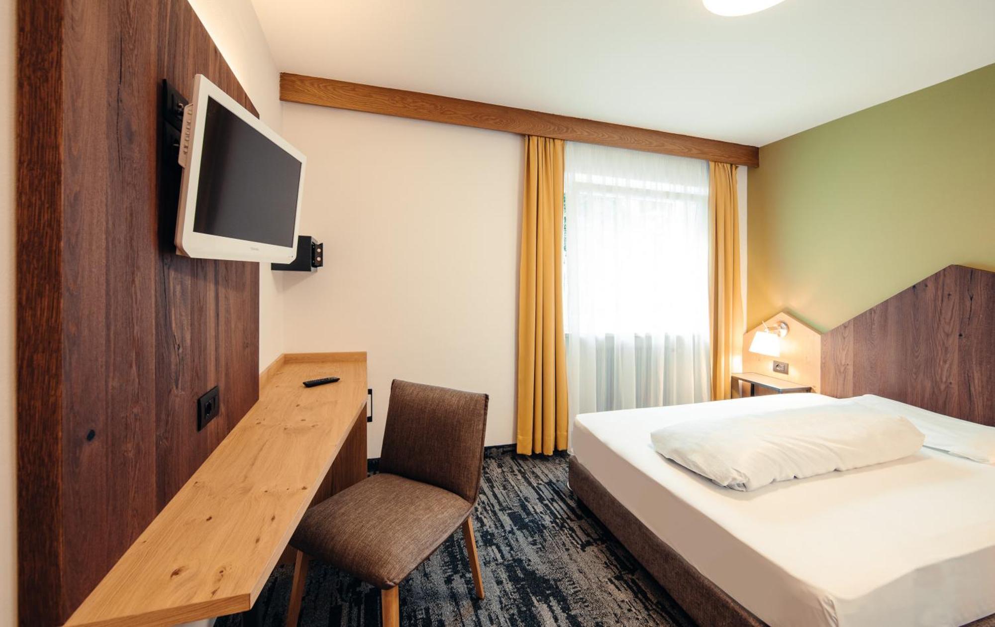 Hotel Ludwigshof & Luvina Тродена Стая снимка